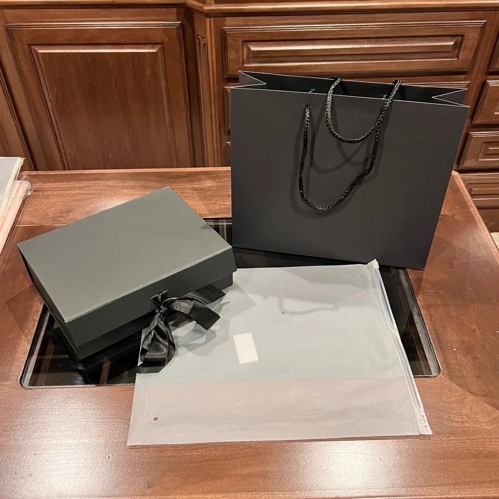 🆕 SET OF 5 - Elegant Black Gift Wrap Set
